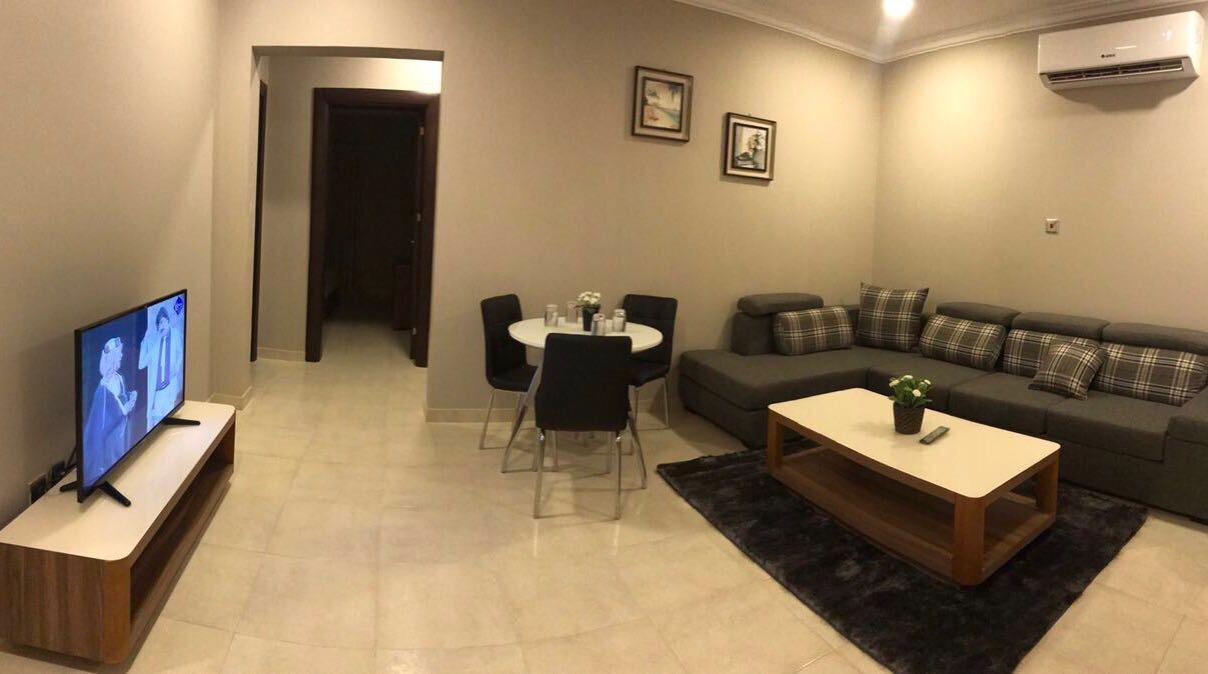 אל חובר Gulf Breeze Hotel Apartments מראה חיצוני תמונה